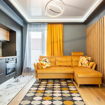 Sunflower - Chic Loft In Tineretului 부쿠레슈티 외부 사진